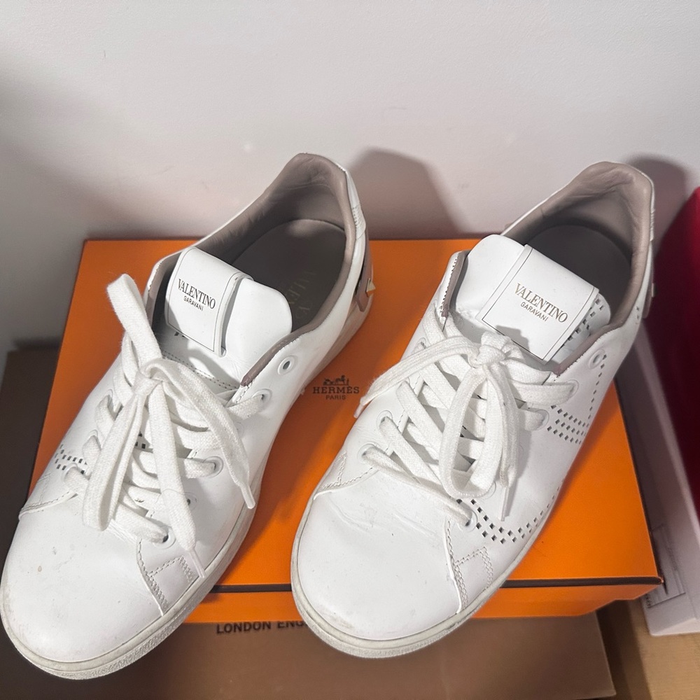 Valentino Runners